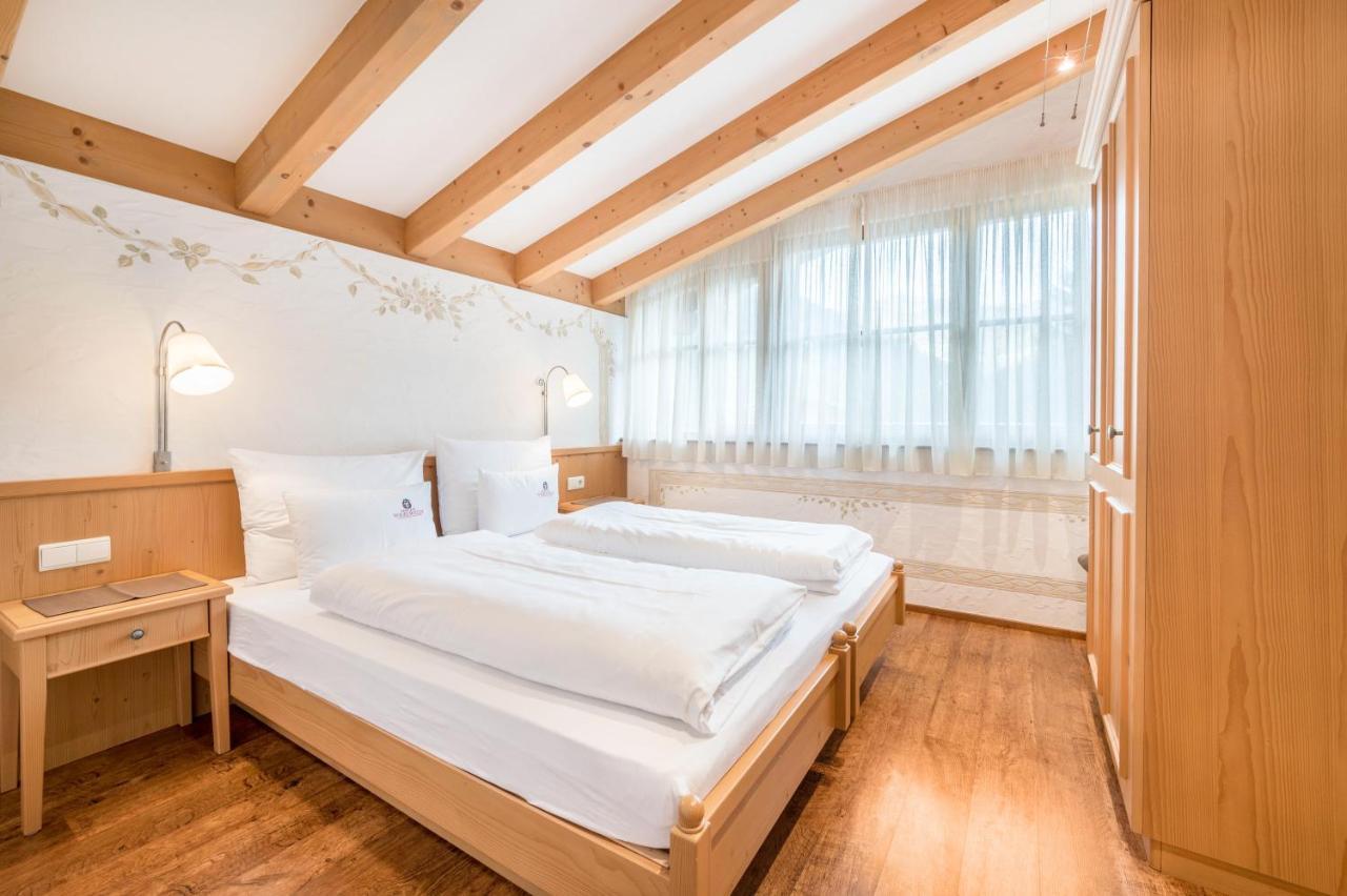 Haus Zur Vogelweide App 6 Apartamento Dobbiaco Exterior foto