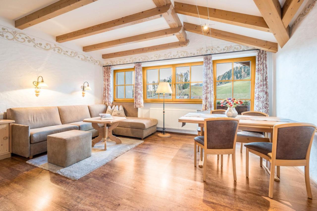 Haus Zur Vogelweide App 6 Apartamento Dobbiaco Exterior foto