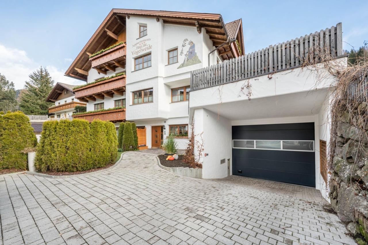 Haus Zur Vogelweide App 6 Apartamento Dobbiaco Exterior foto